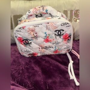 Chic Floral Cosmetic Bag